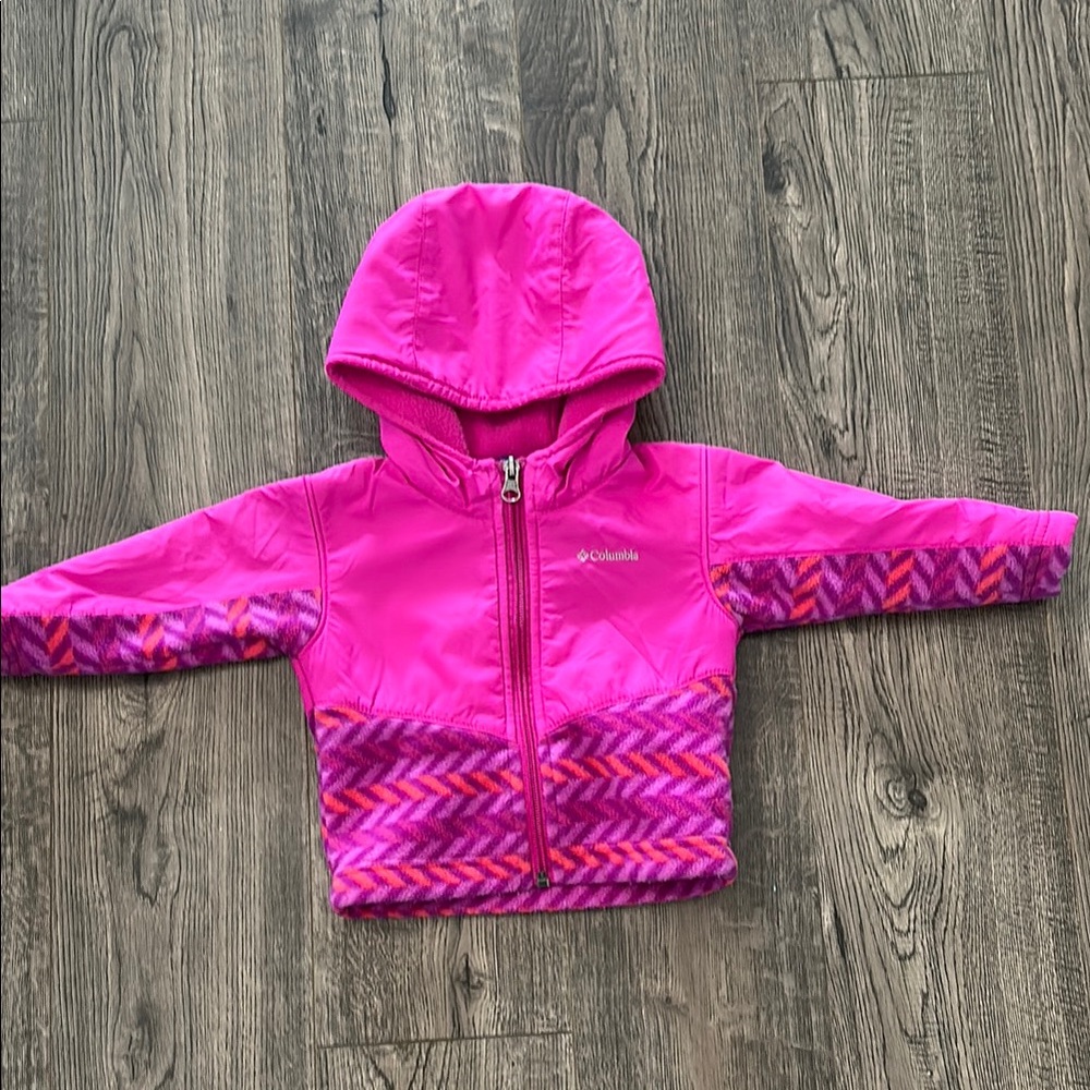 Columbia Pink Raincoat with Hood and Geometric Pattern